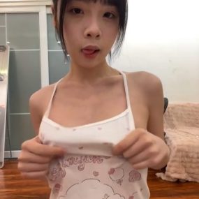 #Qiqi X 10